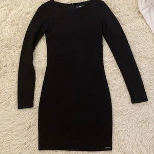 Black midi long sleeves dress!
